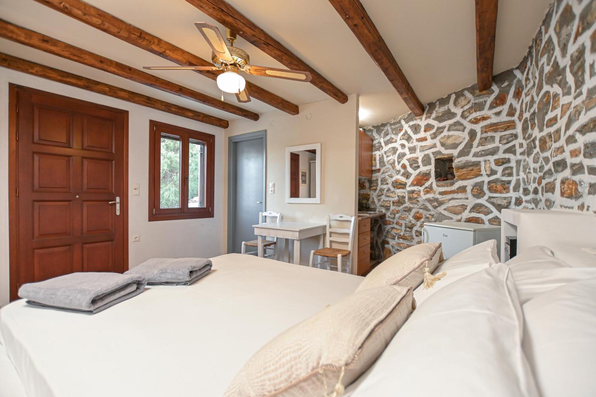4 Bedroom Villa Valerie With Private Swimming Pool Stelida  Exterior foto
